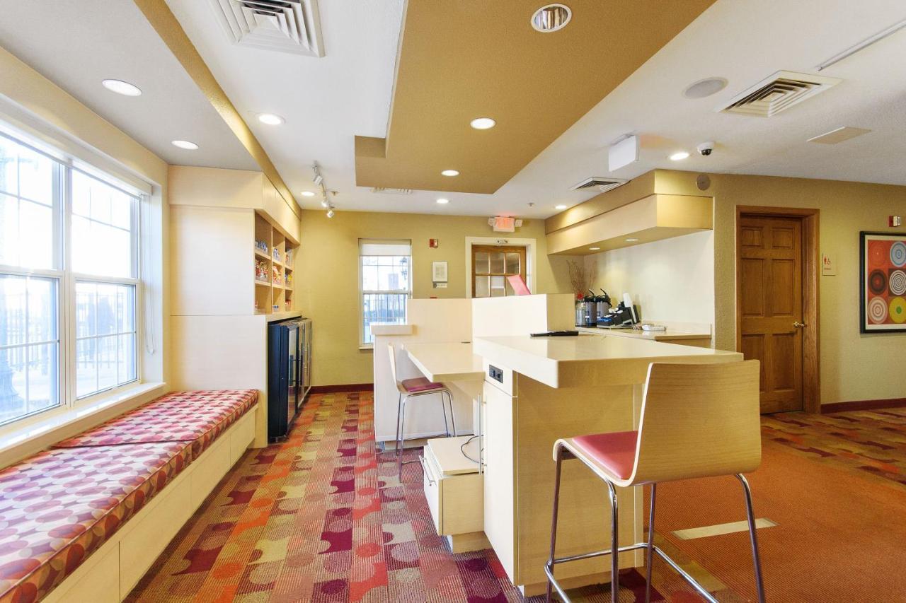 Extended Stay America Suites - Chicago - Elgin - West Dundee Bagian luar foto